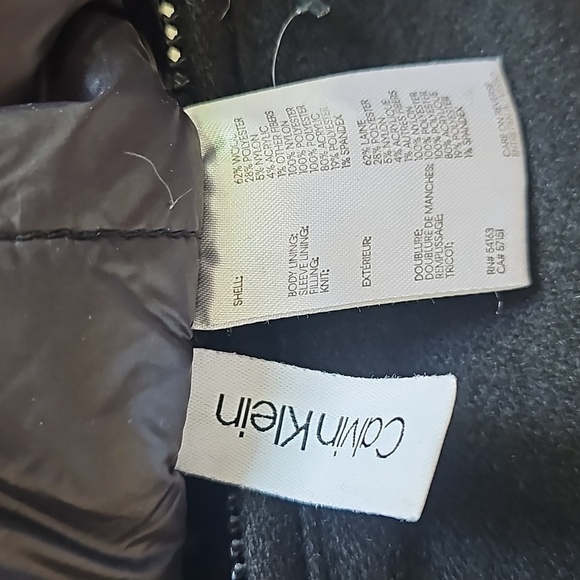 Calvin Klein Jacket. - Picture 6 of 8